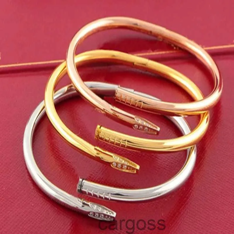 Gouden diamanten armband nagel sieraden ontwerper voor dames heren armband alle diamanten roestvrijstalen sieraden niet allergisch snelle kleur nagels armbanden DN 4WCV