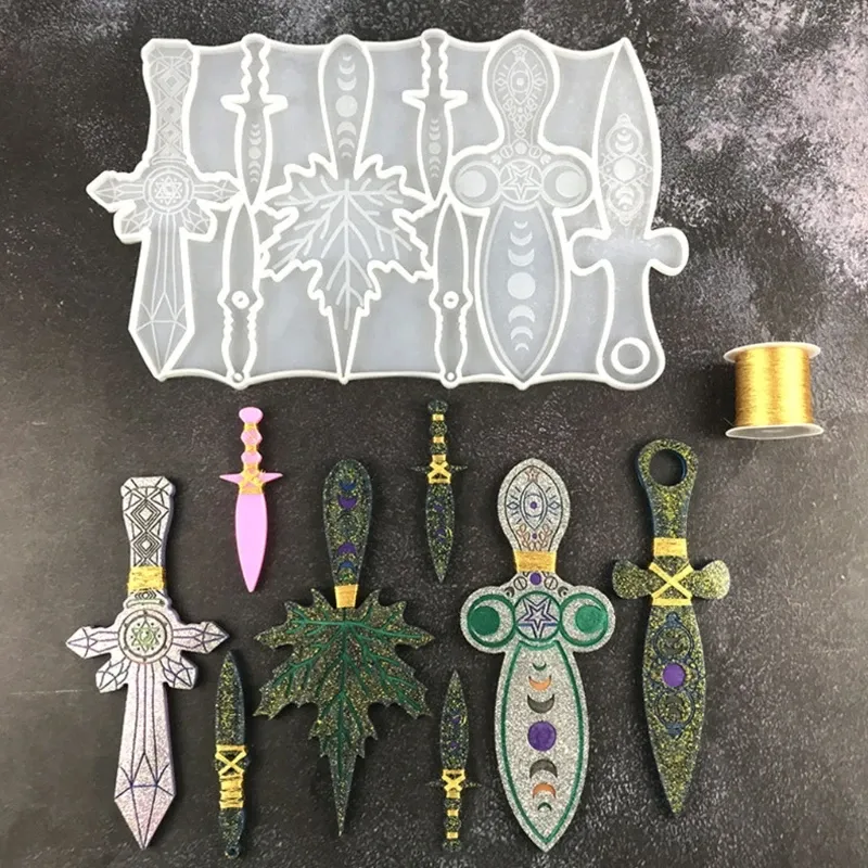 Keychains Knife Harts Mold Olika form svärd dolk silikon epoxi mögel för halloween cosplay nyckelchain dekoration diy gjutning