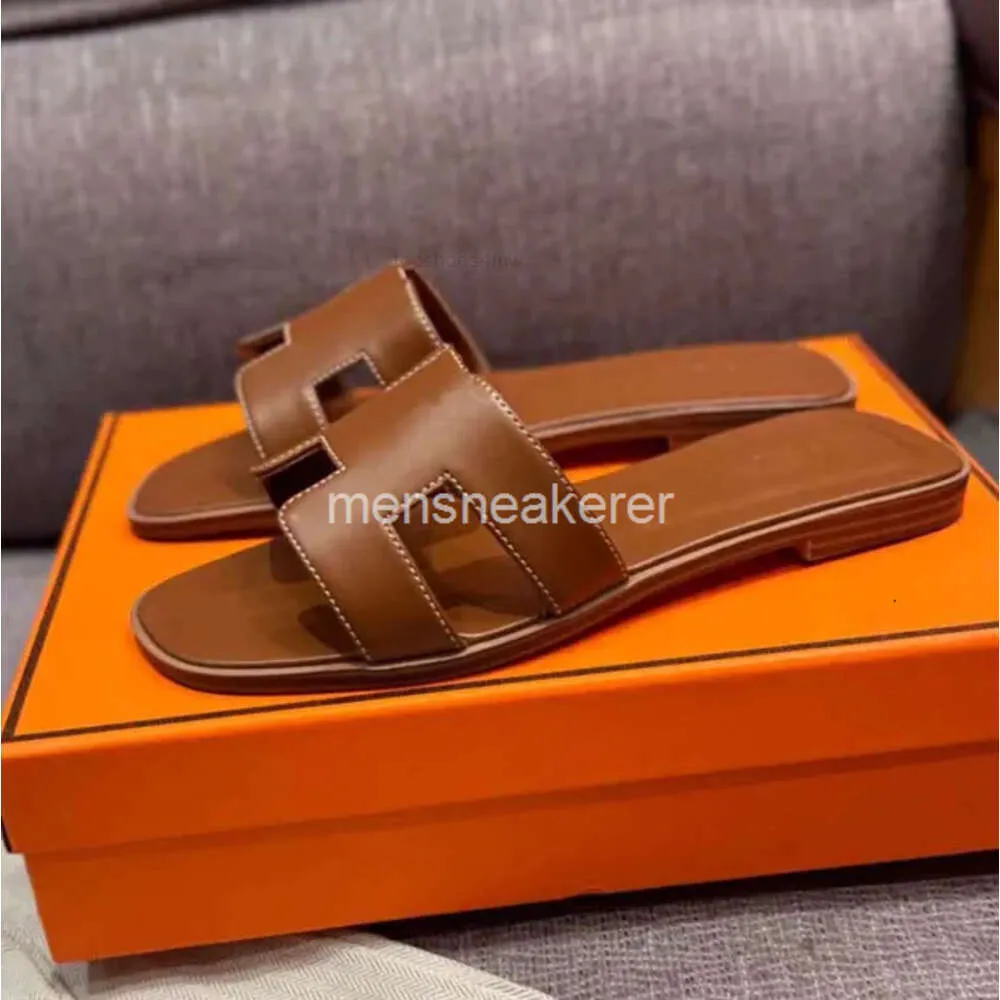 DHgate Womens Genuine Leather Flip Flops Pure Color Unisex Sandals for the Beach Shoes Accessories