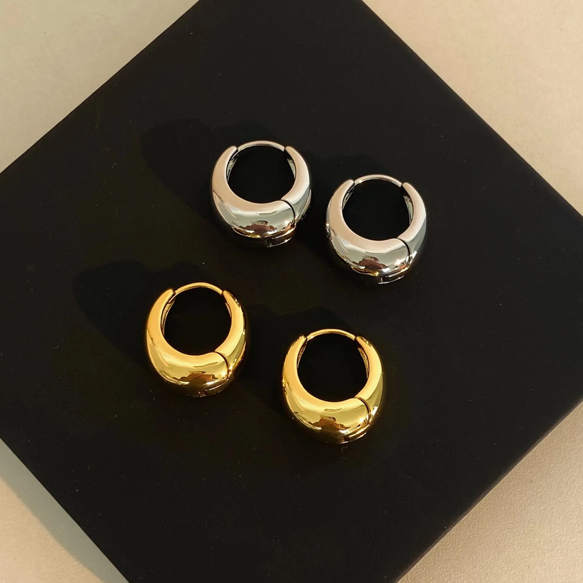 Kolczyki designerskie Projektanty kolczyki szterling sier hoop stadnina złoto złoto kolory koloru koloru dla kobiet imprezowe wesela biżuteria