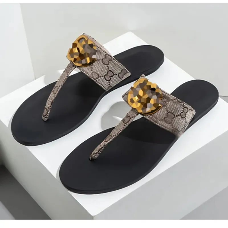 Designer Thong Flip Flops Women s Summer Slides Soft Non Slip Indoor Outdoor Sandals Various Colors Sizes 36 42