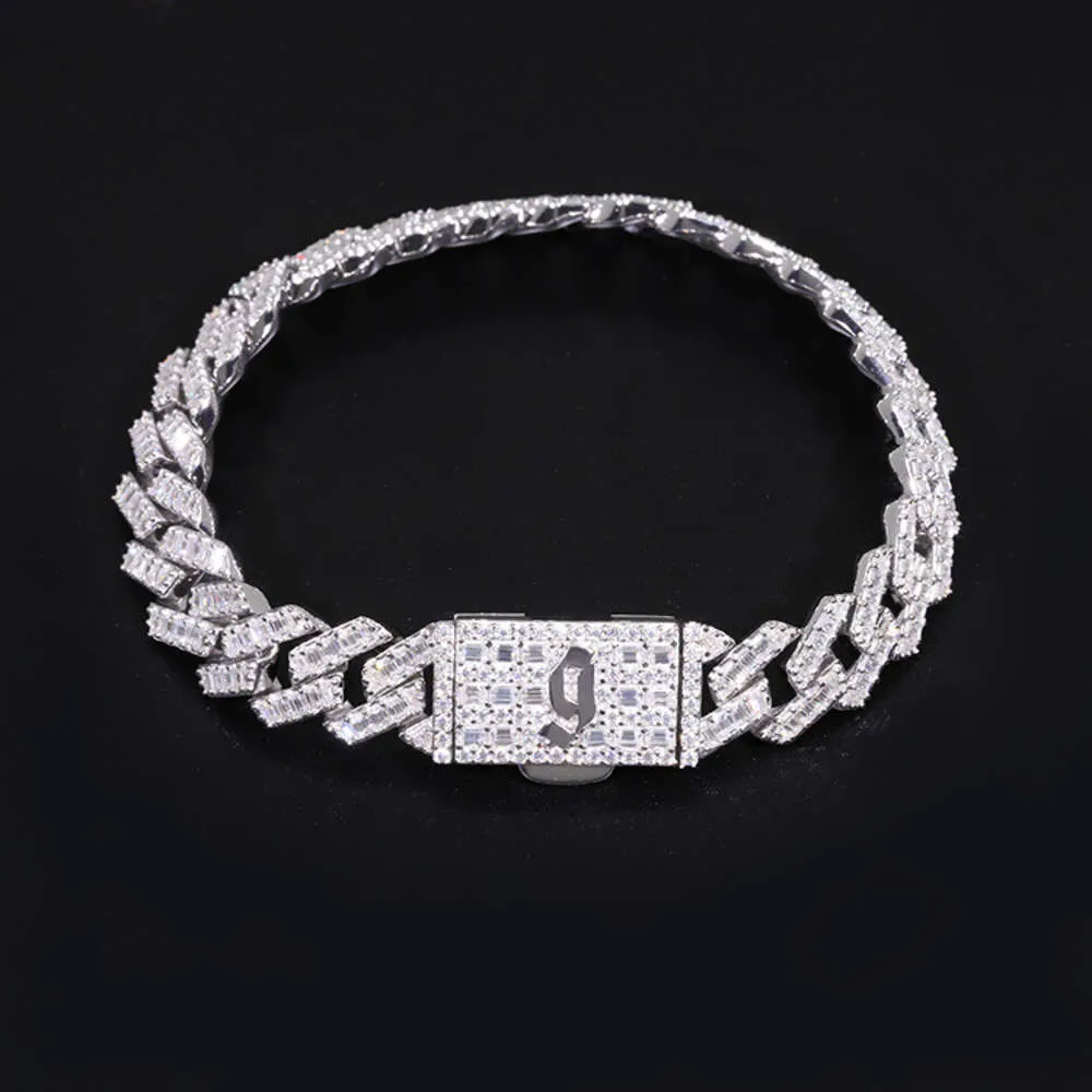 Niestandardowy unikalny styl Moissanite Bagieette Cuban Link łańcuch 12 mm szerokość S Sier White Gold Pleated With Gra Trapezoid Diamond