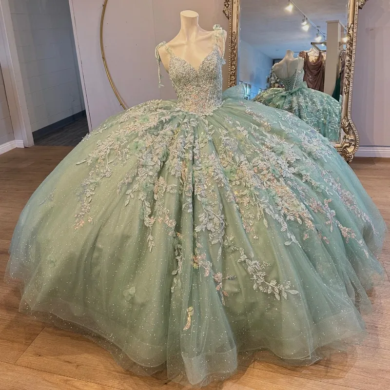 Luksusowa zielona ukochana Quinceanera Evening sukienka 2024 Aplikacja koronka Tull Ball Suknia Sweet pociąg Bow Bow Sukienka Vestidos de 15