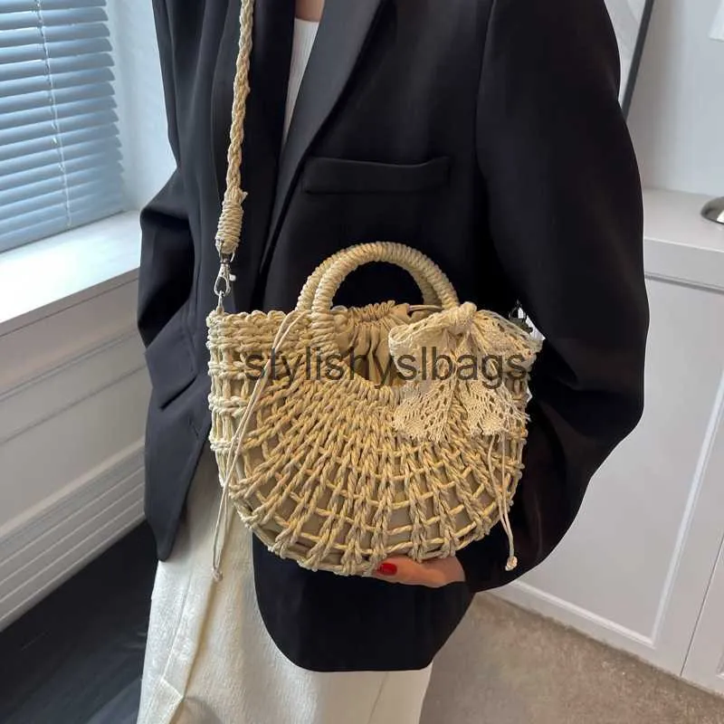 Totes 2023 Sac de designer haut de gamme Haute capacité Casual et simple le fourre-tout raphia Mode luxe paille noeud papillon demi-lune été voyage plageH24227