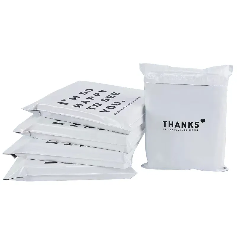 Tableau noir 50 pcs/lot Opaque Pe plastique Express enveloppe sacs de rangement sac blanc couleur rouge sacs d'expédition auto-adhésif joint sac de courrier
