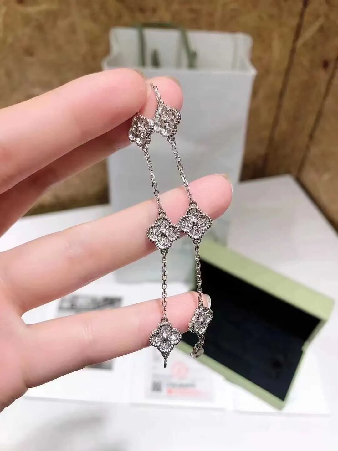 Designer de jóias de luxo pulseira link corrente vanca 925 prata mini diamante completo seis flor pulseira 18k ouro branco diamantes pequeno trevo brbf