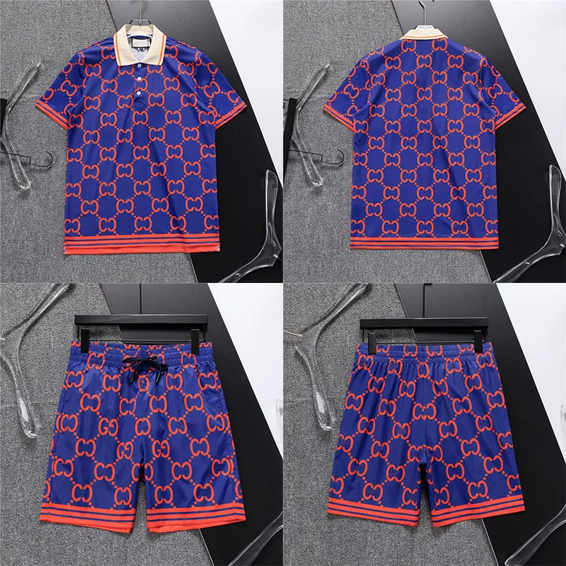 24ss Itália Allover Print Tee Praia Polo Homens Moda Verão Streetwear Camiseta Manga Curta Camiseta Shorts Define Troncos de Treino Vendidos Separadamente