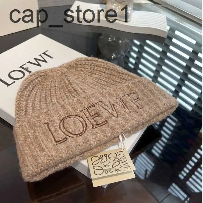 Luxury cashmere knitted hat designer loewf Beanie cap mens winter casual wool warm hat