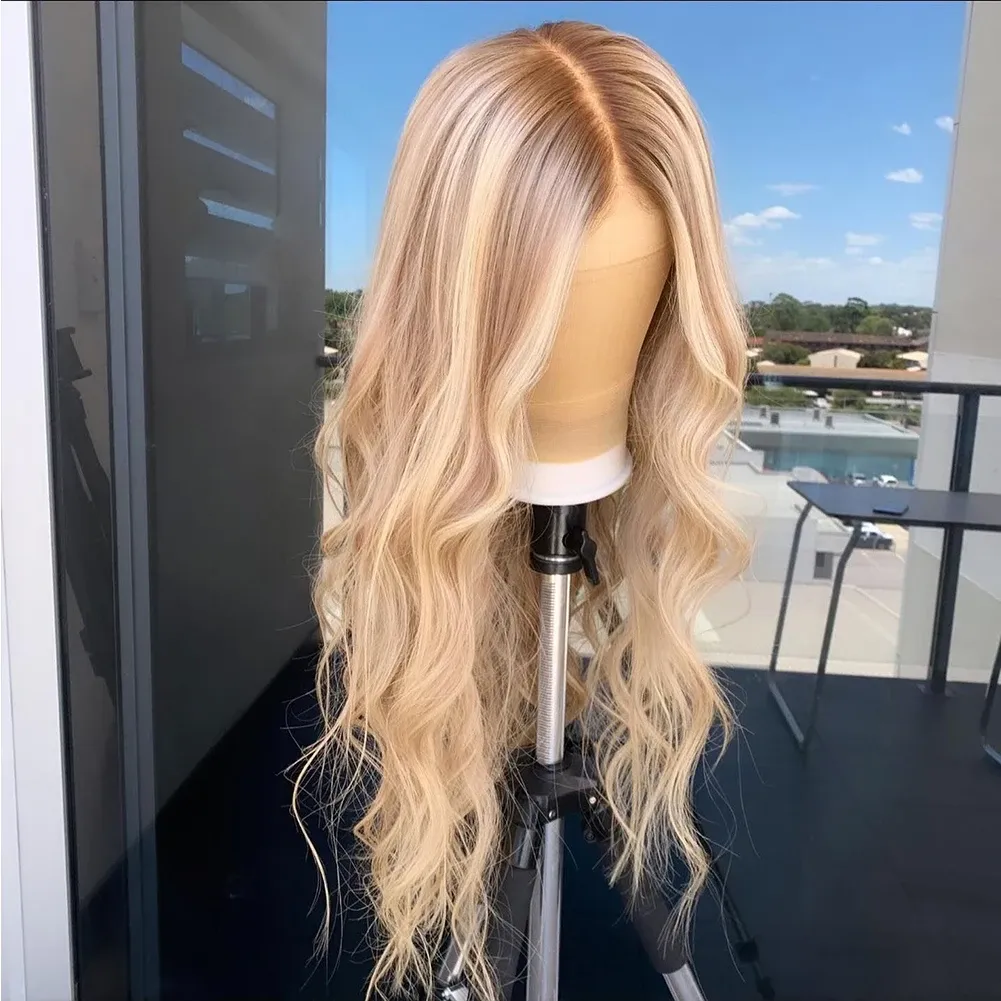 Markera blondin peruk Body Wave Spets Front Wig 13x4 ombre färgad simulering Humn hår peruk för kvinnor brasilianska 613 spets frontala peruk