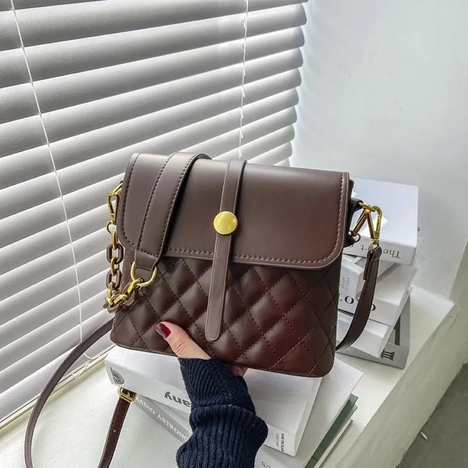 حقيبة Crossbody الأنثوية الأنيقة 2021 أزياء جديدة عالية الجودة بو الجلود المصممة لسلسلة حقيبة اليد سلسلة الكتف Bag2001