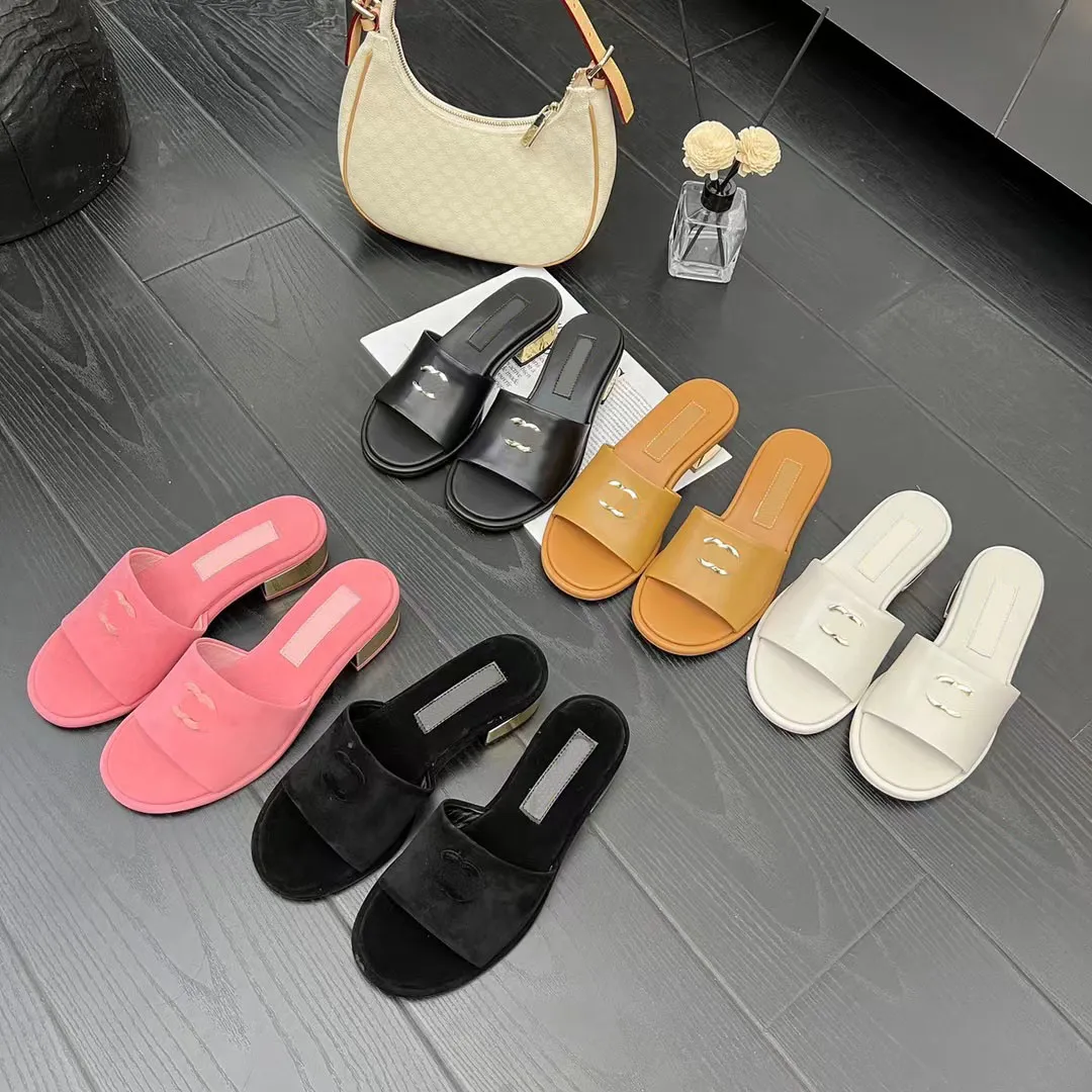 2024 Designer womens luxury outdoors pure color high-heeled Slippers women genuine leather metal logo vintage catwalk sandals ladys Square peep-toe heels shoes size