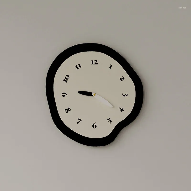 Wall Clocks Irregular Clock Restaurant Europe Celebrity Living Room Bedroom Super Silent