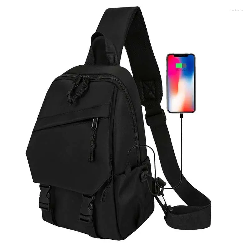 Sacs de taille Sac à bandoulière pour hommes imperméables USB Charge masculine Crossbody Travel Messenger Chest Sling Fashion Designer 2024