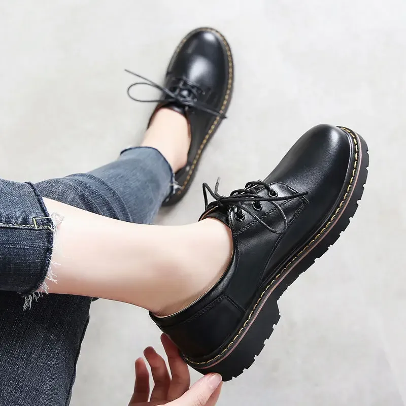 Chaussures Top Quality Black Lolita Chaussures Fémers Womens Oxford Fur Locages Femmes Cuir Mary Jane Chaussures Teen Girls School Chaussures grandes taille 43