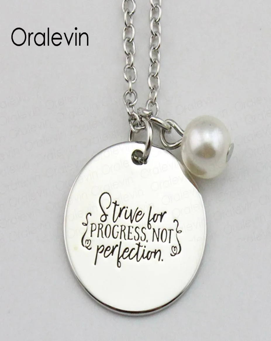 STREVEN VOOR VOORUITGANG NIET PERFECTIE Inspirerende handgestempelde gegraveerde aangepaste hanger vrouwelijke ketting Jewelry18Inch22MM10PCSLo5614761