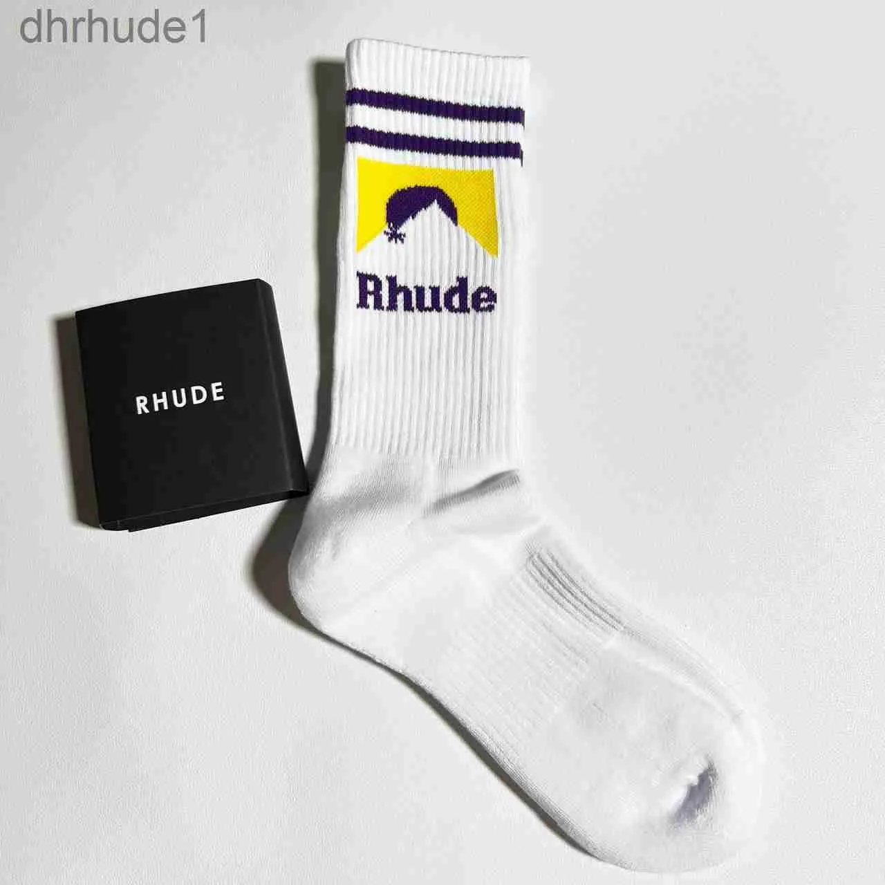 Rhude Mens Socks Dames Nieuwe letters Pure katoen European Street Trend Sports Casual Jogging Basketball Socks Hoge kwaliteit Ademend gebreide sokken