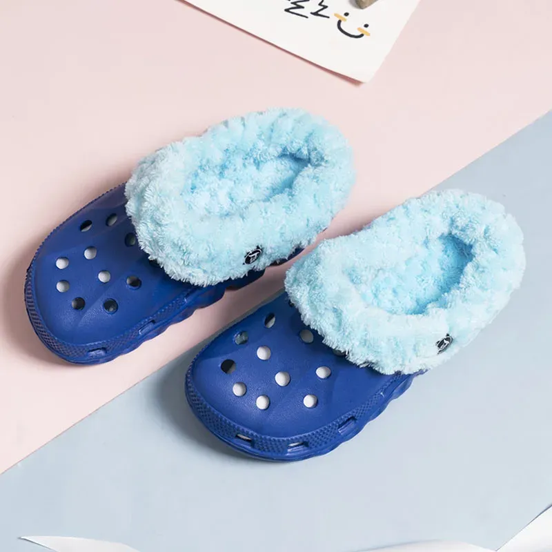 Sneakers LTOLO Dzieci dzieci dziewczyny muły ciepłe chodaki zimowe crock ogrodowe sandały kapcie jaskiniowe buty dla dzieci dla chłopca EUR2435