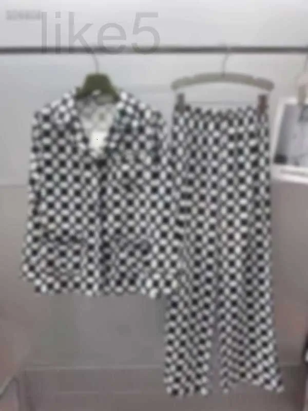 Женская дизайнерская одежда для сна Sleep Lounge с буквами G Весна Новый стиль Женские пижамы с длинными рукавами Комплект ледяного шелка с принтом Модные пижамы для женщин YSOI W6TG