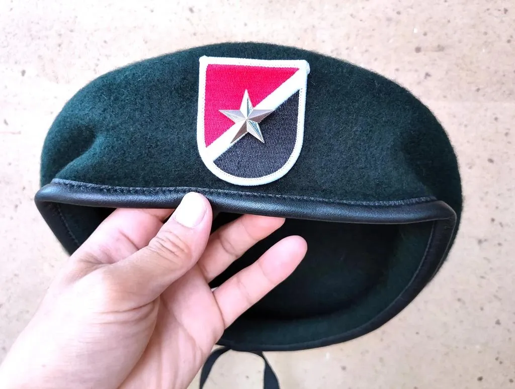 Berets US Army 6th SPORECE GOURE WOOL Blackish Green Beret One Star Brigadier General Rann