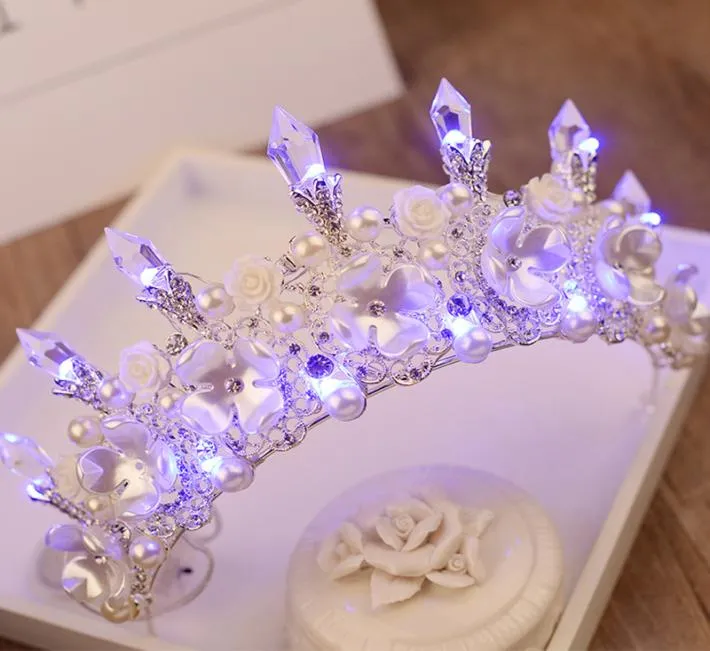 2017 novo barroco artesanal led tiara feminino cristal floral cocar pérolas strass luz coroas acessórios de cabelo casamento hg126 s8791489