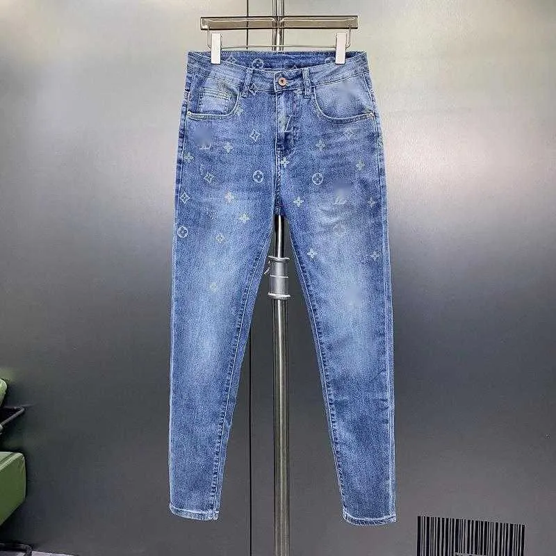 Herr jeans designer mode ljus blå jeans mens casual byxor designer byxor brev tryck byxor affärsjeans lösa leggings plus size sweatpants 28-40