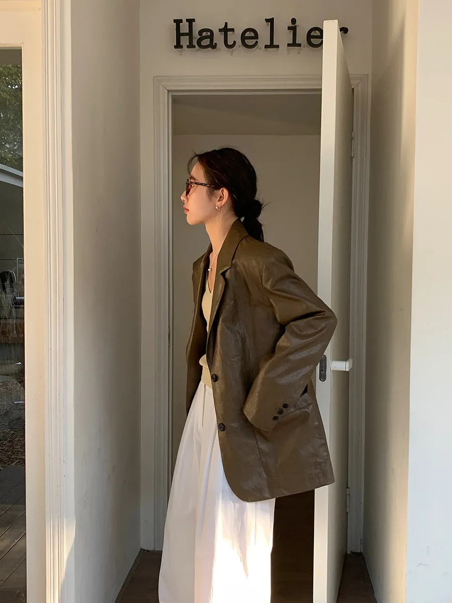 Женская куртка из искусственной кожи в стиле ретро кофейного цвета, весенний тренд, текстура, массажный узор, костюм, куртка