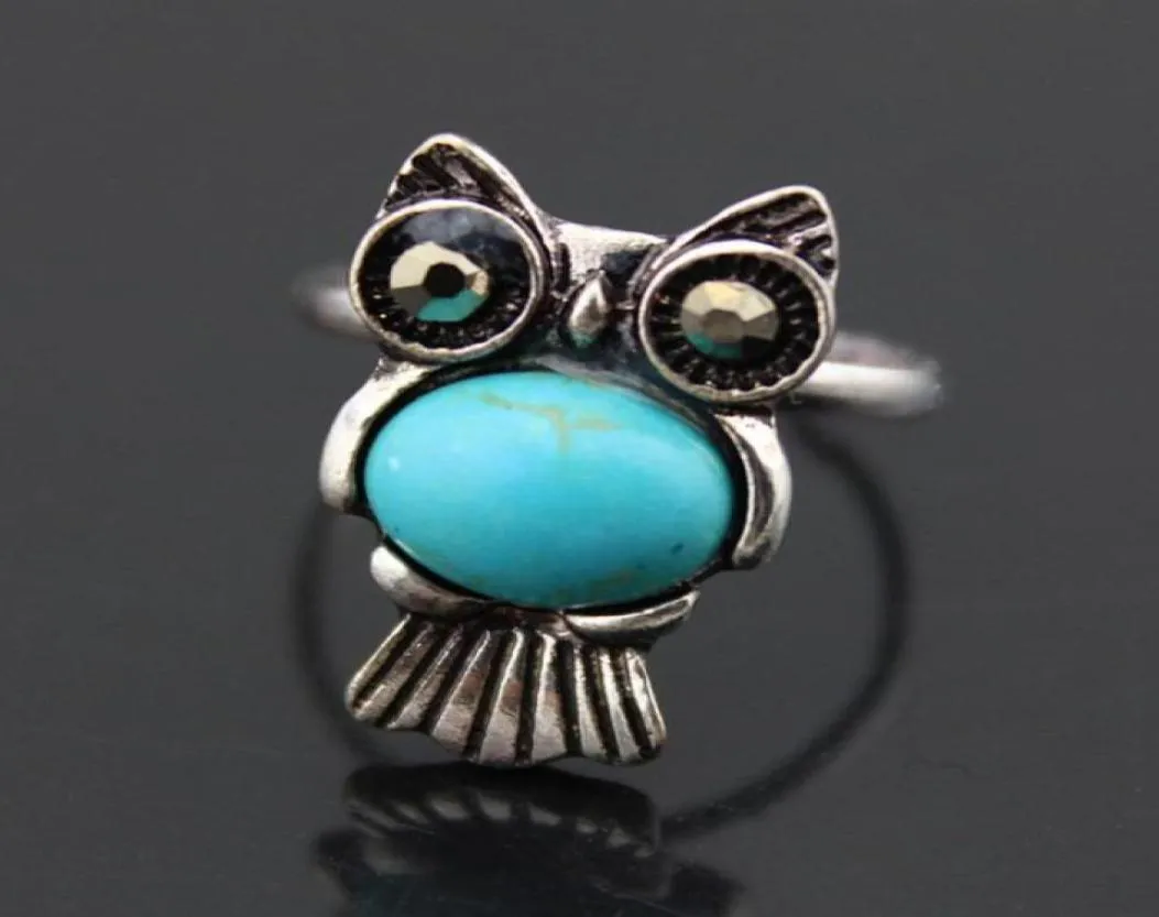 Sieraden Hele 50pcsLOT Retro Antiek Verzilverd Tribal Mooie Uil Turquoise Ringen Meisje Women039s Lichtmetalen Ringen Verstelbaar99896362627508