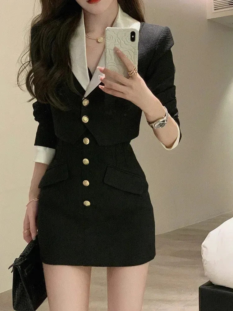 Black Y2k Mini Skirt Set Women Casual Korean 2 Piece Dress Crop Tops Jacket Short Skirts Elegant Suit Autumn 240219