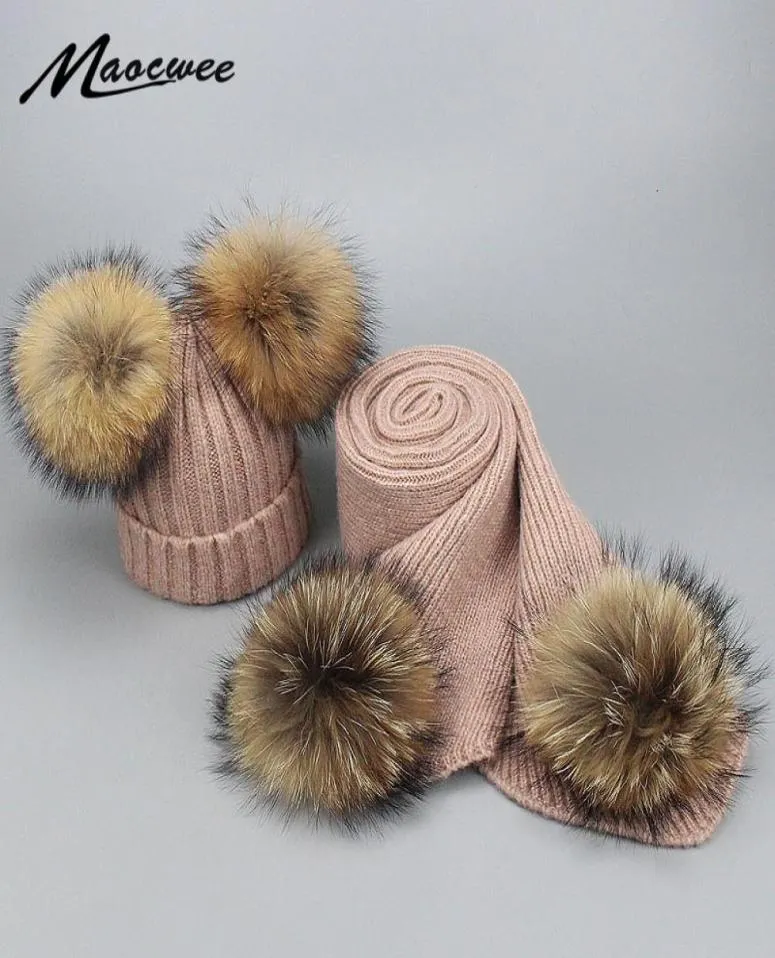 Cappello e sciarpa per mamma e bambino Set lana invernale Vera pelliccia naturale Pompon lavorato a maglia Bobble Nuovi berretti Sciarpe Pom Pom Skullies Y1911122918921