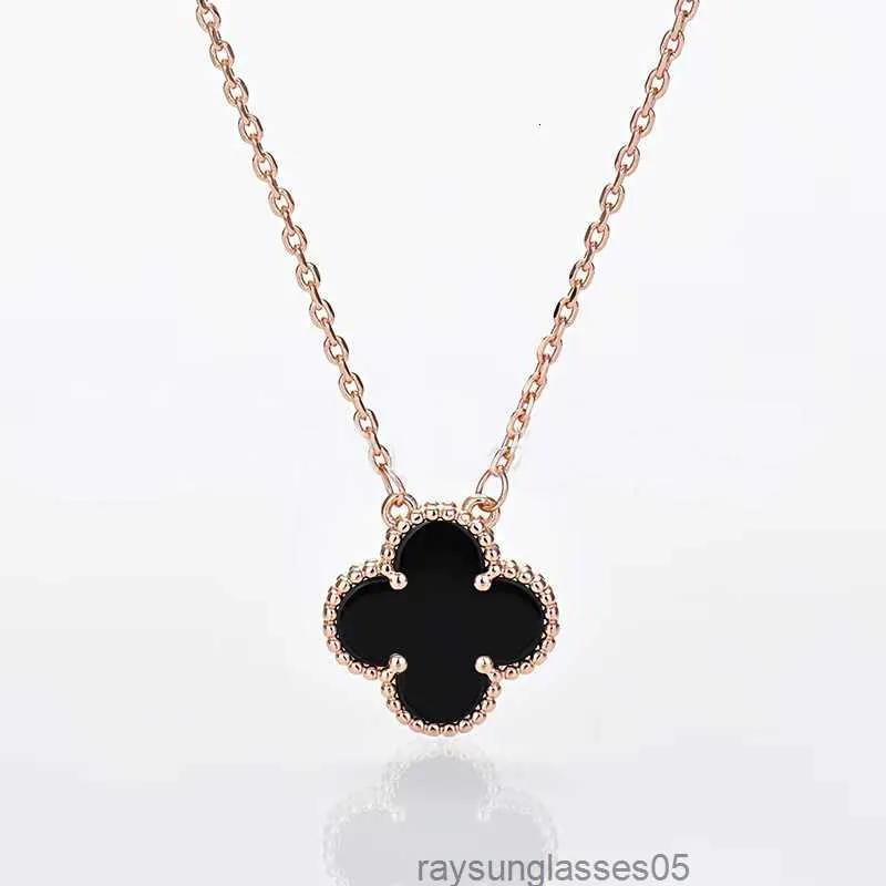 Marque 15mm Trèfle Collier De Mode Charme Fleur Unique Cleef Collier De Luxe Diamant Agate 18k Or Collier De Créateur pour Femmes BVTSM