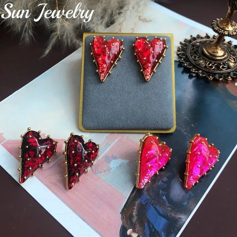 Sweetheart Earrings Red Pink Resin Strawberry Accessories Simple Exquisite Trendy Fruit Design Girls Luxury Strawberry Earrings 240219