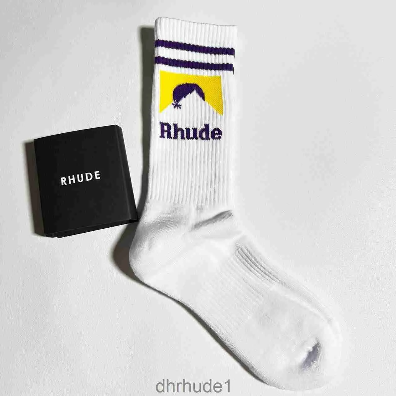 Rhude Socks Designeral Socks for Mens Womens Luksusowe wysokiej jakości pończochy moda reprezentuje klasyczne bawełniane wygodne wypuszczenie w powietrzu.