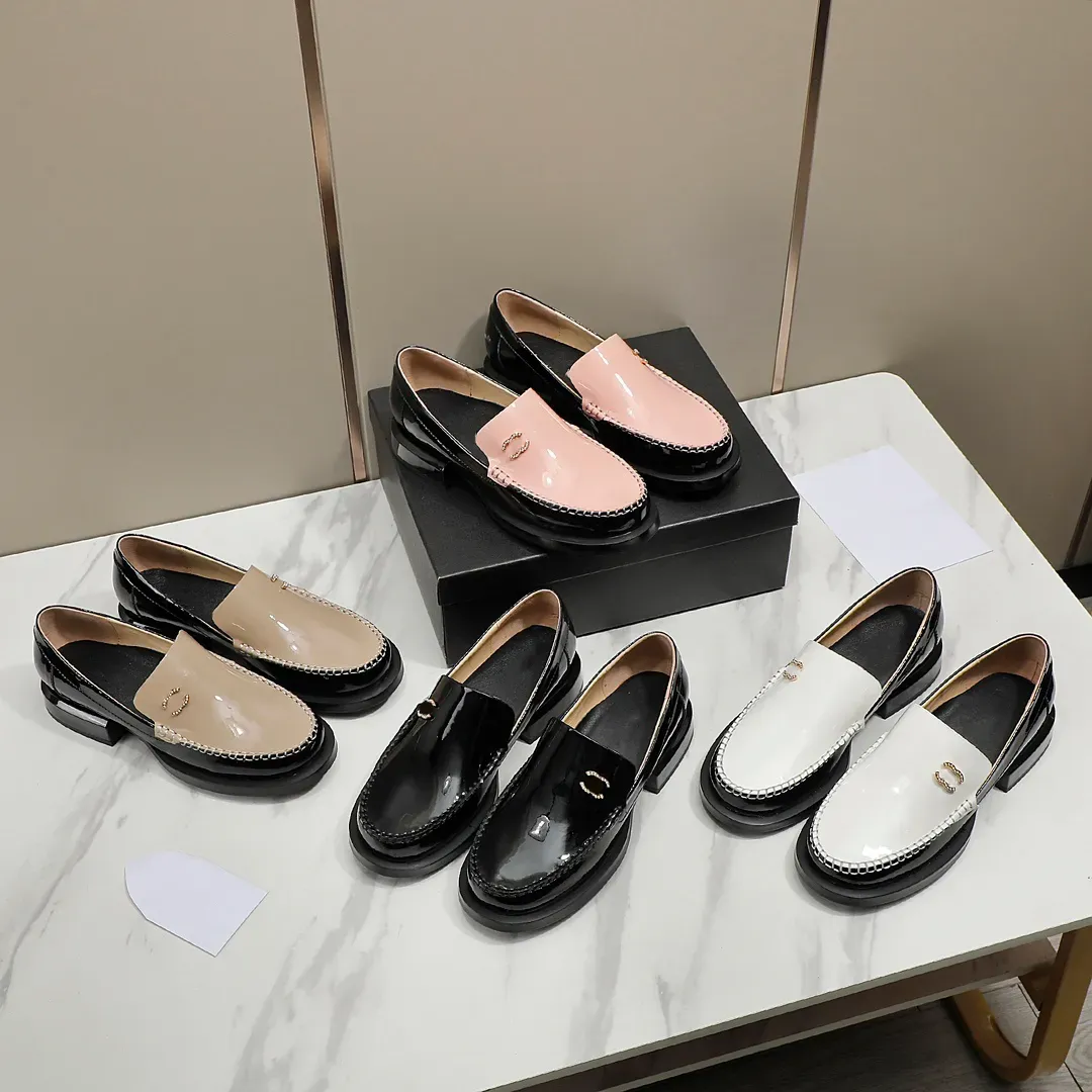 Zapatos de diseñador Sandalias de mujer Zapatos de plataforma de cuero Mocasines casuales Penny Zapatos de conducción Moda Hombre Zapatos de cuero cómodos Sandalia con hebilla perezosa