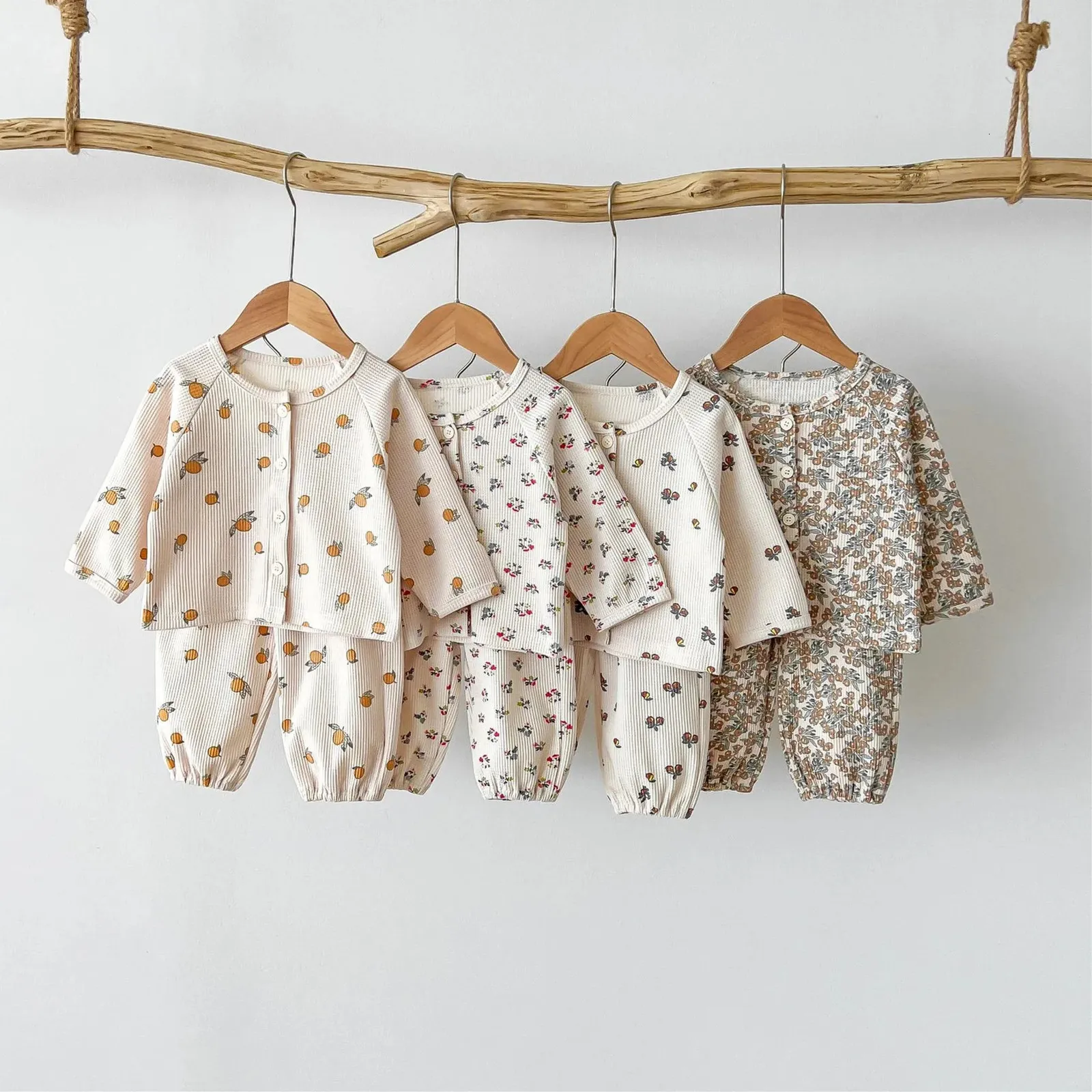 6994 Autumn Printed Floral Baby Girls Homesuit Ubrania dla dzieci 2PC Longsleeve Ubrania z zestawu piżamy Waffle 240219