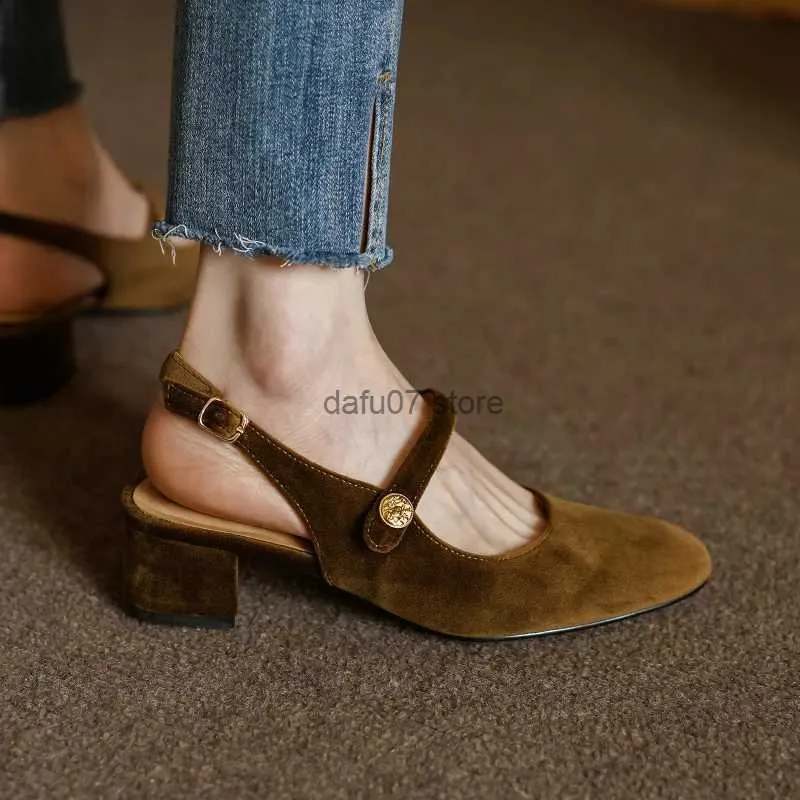 Dress Shoes One Strap Ladies Shoes Elegant Velvet French Style Spring Atumn Vintage Pumps Women Summer Sandals 4cm Mary Jane Simple ShoesH24228