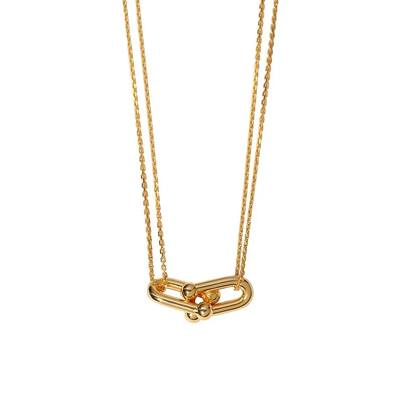 U-shaped horseshoe clasp necklace luxury fashion designer necklace exquisite smooth high-end designer ladies necklace collarbone chain
