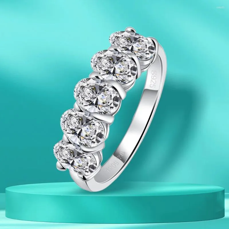 Klaster Pierścienie 5 Kamienne Owalne Cut Moissanite for Women zaręczyn ślubna GRA Certyfikowana 925 Srebrna Half Eternity Ring Biżuteria