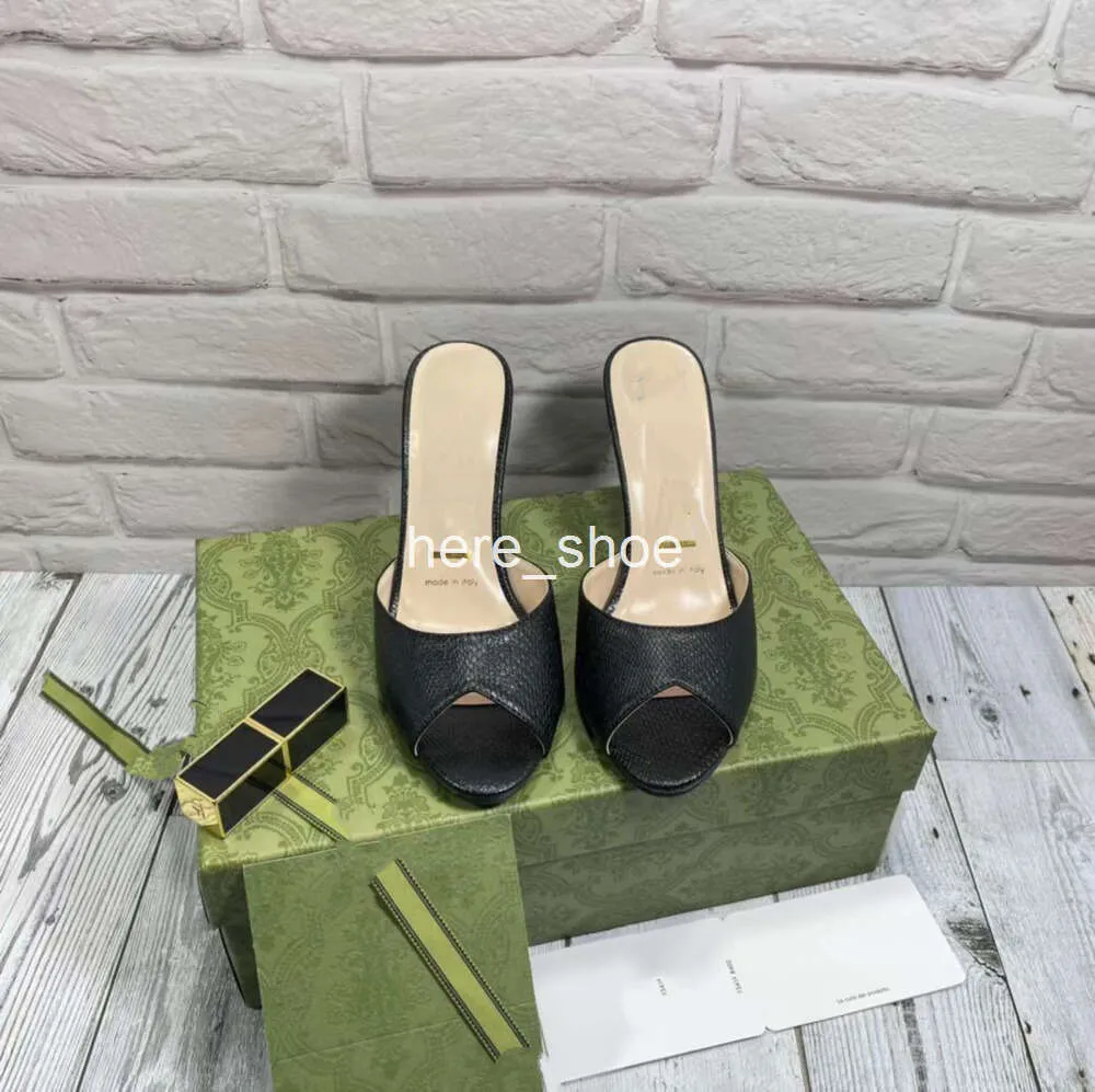 2024 Designer Fashion Slippers Revival Mule High Heels Shoes Women Slides Black Pink Orange Blue Waterfront Brown White Summer Flip Flops