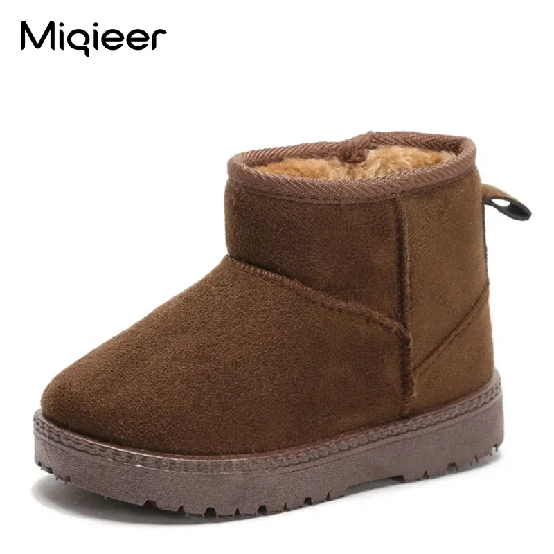 Baskets hiver enfants bottes de neige classique enfants en peluche chaussures chaudes bébé filles doux antidérapant cheville chaussures plates infantile enfant en bas âge bottes courtes