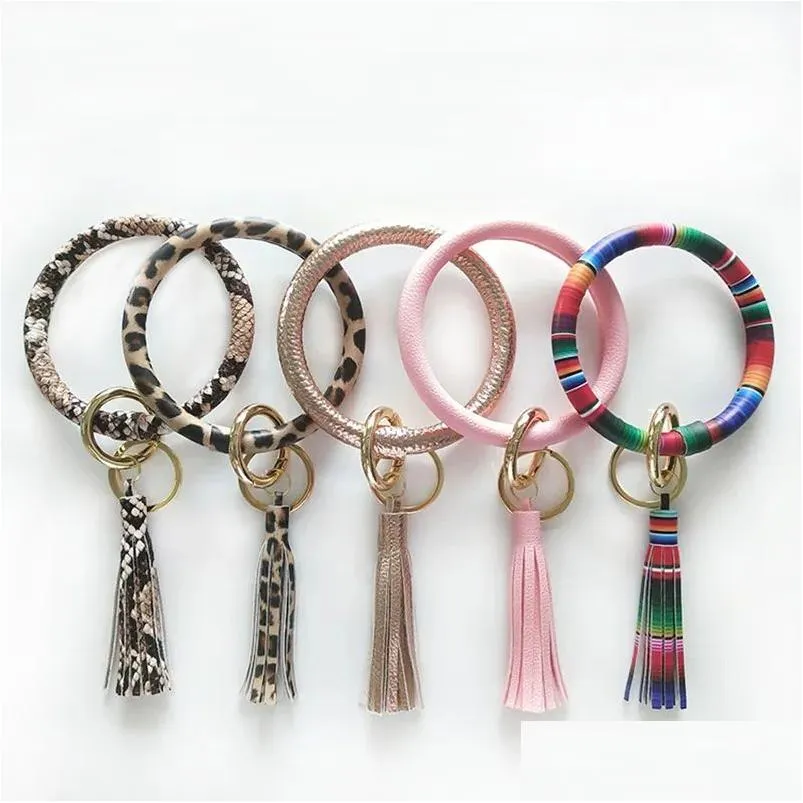 Hängsmycken fast färg Tassel Key Ring Rainbow Round Form Armband Bil Keychain Pendant Keys Lagringsringar Bag Ornament Decor Th1309 DHB2C