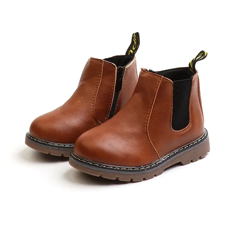 Chaussures d'extérieur pour enfants, bottes à la mode pour enfants, bottes d'équitation en cuir souple, chaudes et en fourrure, bottines décontractées pour bébés filles, automne-hiver 2023