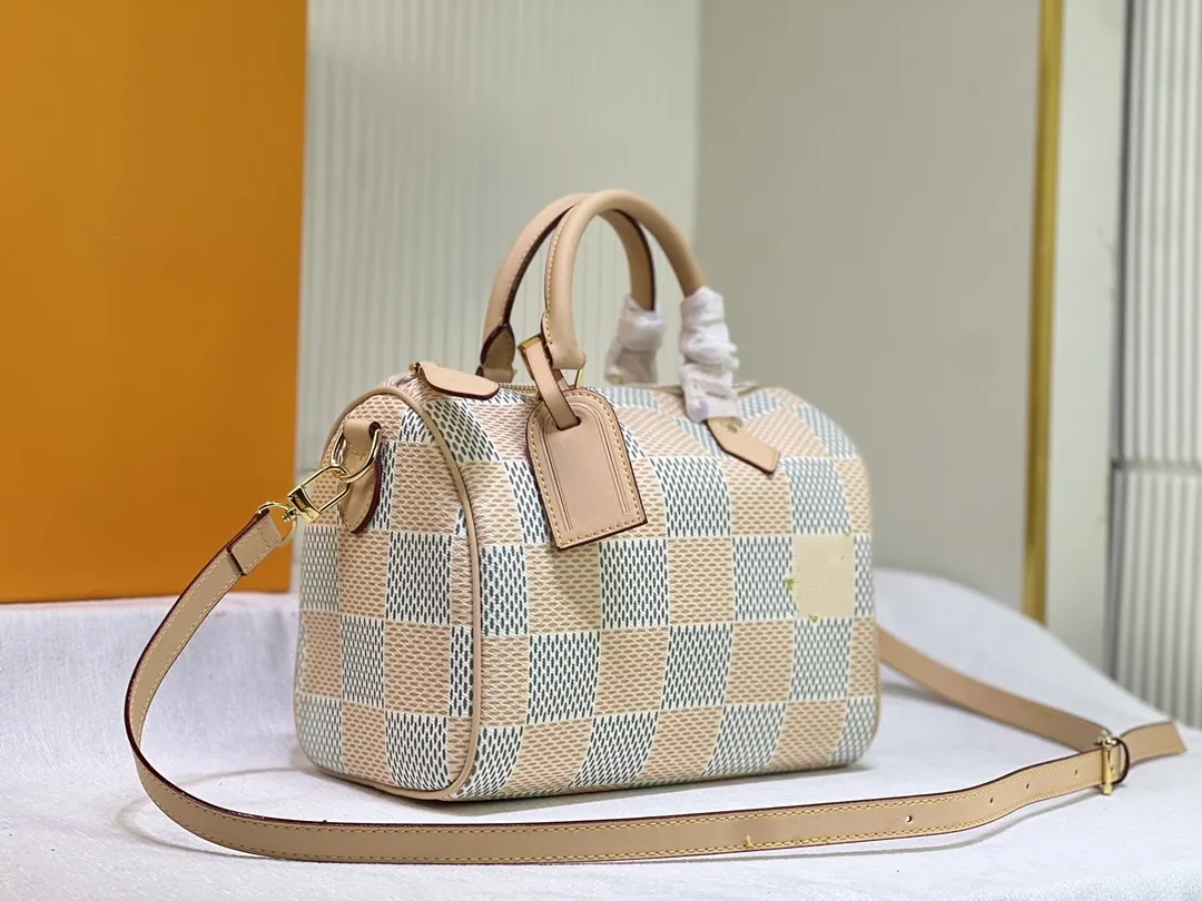 DHgate.com:Classic Damier Pop Coated Canvas Trapezoidal