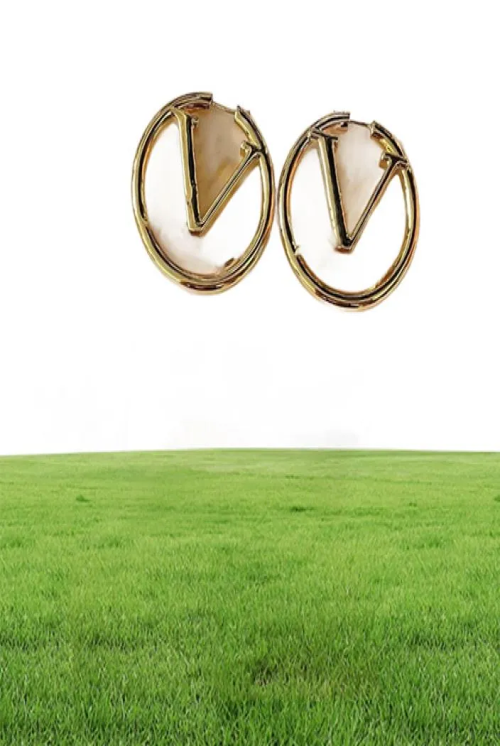 2022 Luxury Big Gold Hoop Earrings for Lady Women Orrous Girls Ear Studs Set Designer Jewelry Earring Valentine039S Day Gift EN7153911