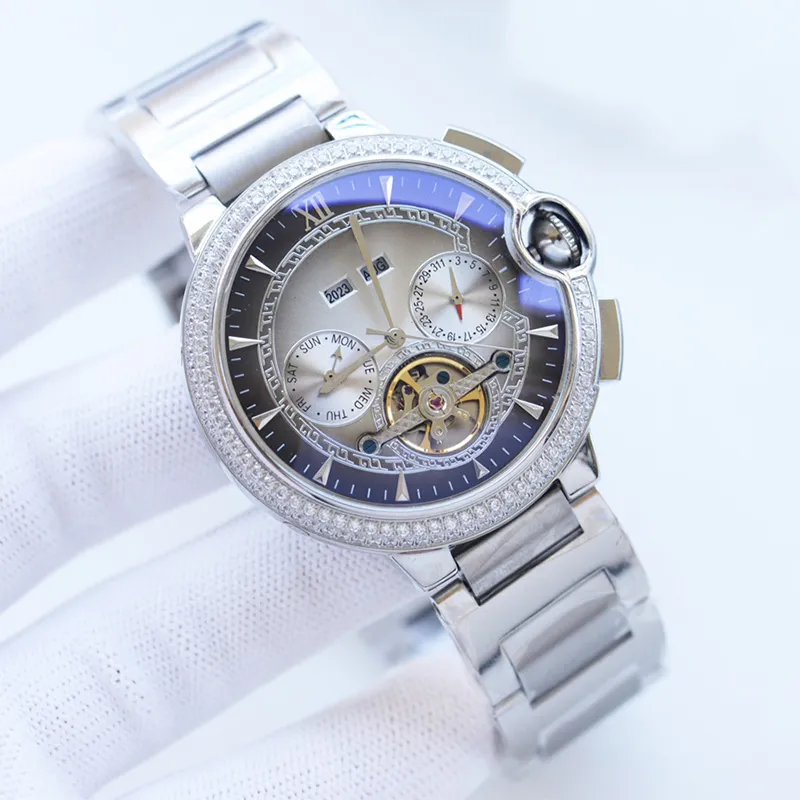 時計の男性44mmデザイナーウォッチ日付ディスプレイ自動機械運動高品質のビジネス腕時計ステンレスレザーストラップモントレクル