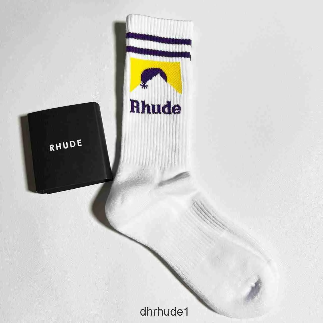 Rhude Men Socks Womens New Letters Pure Cotton Eurotean American Street Trend Sports Casual Jogging Basketball Socks Luxury Antibacterial Breathable Sports 1HBI