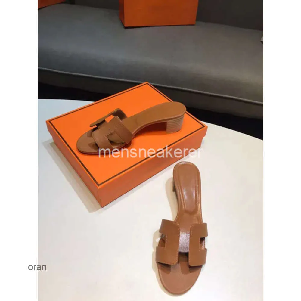Oranss Ladies 2024 Classic Slipper Skin Sandal Chaussures Designer Slide Femmes Sandales Luxury Slippers Slides Flip Flip Flops Crocodile Summer High Heel SDPT