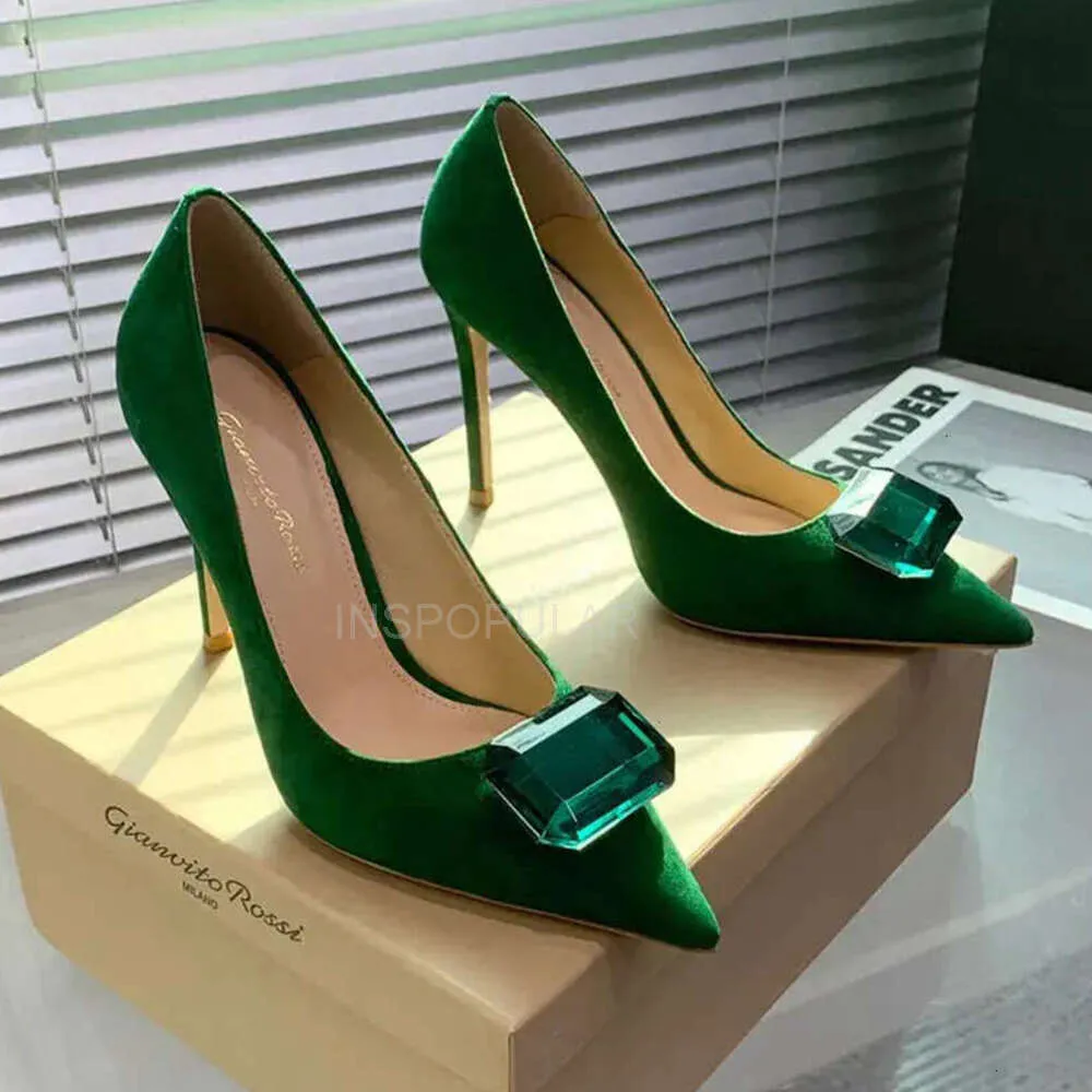 Obcasy projektanta Gianvito Rossi Jaipur Pumps 105 mm damskie buty kryształowe dekoracja wskazana palce stolitowa skórzana podeszwa sukienki ślubne buty na imprezę Queen