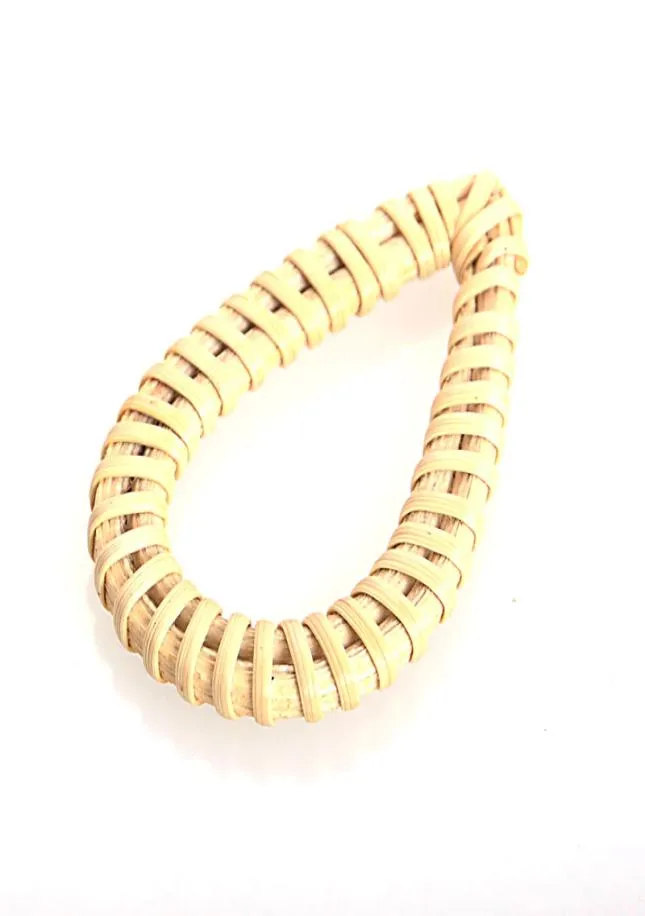 20pcsbag 44x27mm نتائج المجوهرات DIY تصنع صفين اثنين من Rattan Teardrop Charm Sharm أشكال مختلفة من الزخارف earri6613497