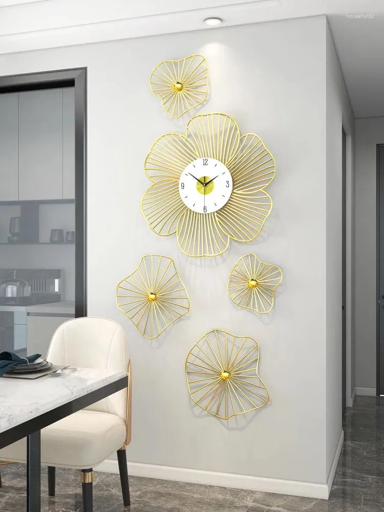 Wall Clocks Luxury Living Room Home Use Simple Modern Atmosphere Decoration Restaurant Creative Clock