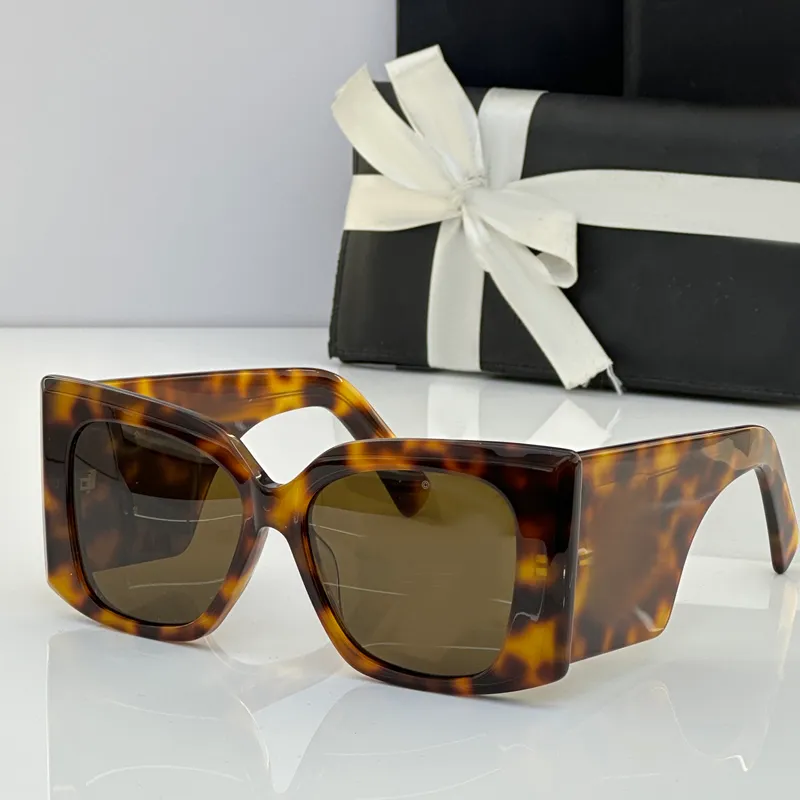 женские солнцезащитные очки CH95066 Новые дизайнерские индивидуальные женские солнцезащитные очки с поляризационными большими квадратными темными линзами в ПК-рамке, трендовые солнцезащитные очки черного цвета Lunette de Soleil